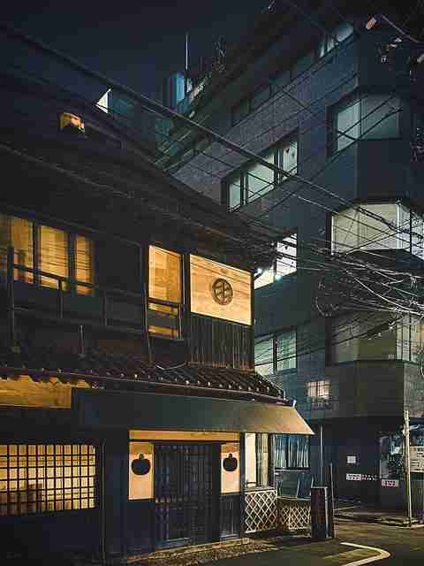 突发曝光：黑料网爆红主播夜店视频，公信力再遭质疑